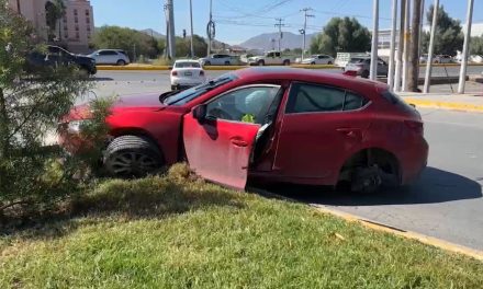 Regio se accidenta al desconocer las calles de Saltillo