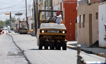 Inicia repavimentación de Pérez Treviño en Saltillo