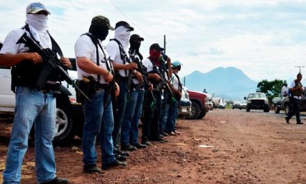 Grupos de autodefensa de Apatzingán solicitan protección ante amenaza del crimen organizado