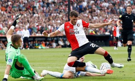 Santi Giménez lidera al Feyenoord en una victoria abultada sobre el SC Heerenveen
