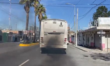 Siguen circulando por Saltillo unidades chatarra