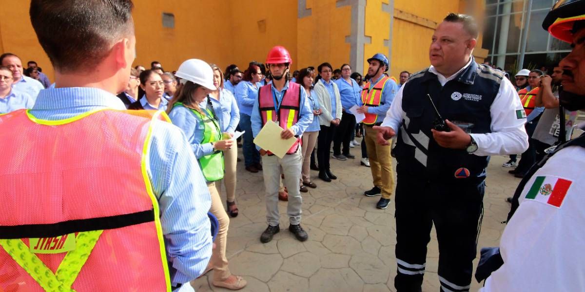 Con simulacros conmemoran Día Nacional de Protección Civil en Saltillo
