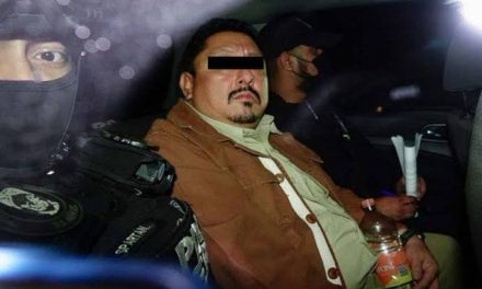 Sale del penal del Altiplano fiscal de Morelos, Uriel Carmona, al recibir cuarto amparo a su favor