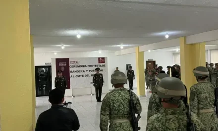 Realizan ceremonia de posesión del nuevo mando militar en San Juan de Sabinas