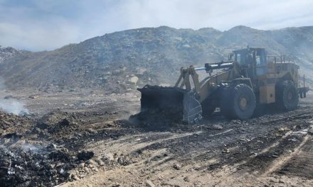Liquidan incendio de basurero en 10 días en Nueva Rosita