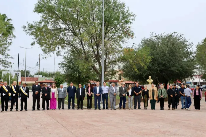 Autoridades recuerdan el Día de la Nación Pluricultural