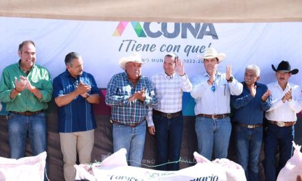 Entregan apoyo a productores del campo de Acuña