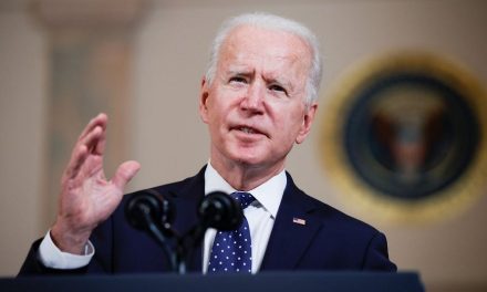 Biden confirma muerte de 11 estadounidenses y advierte colaboración estrecha en Israel