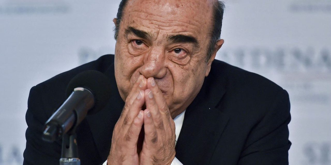 Acusan al exprocurador Jesus Murillo Karam de agresión sexual