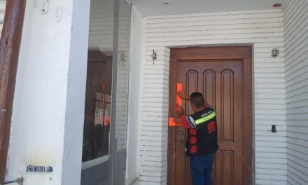 Clausuran local ante riesgo de desplome de palapa