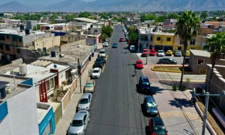 Entregan y continúan con obras de recarpeteo en Saltillo 