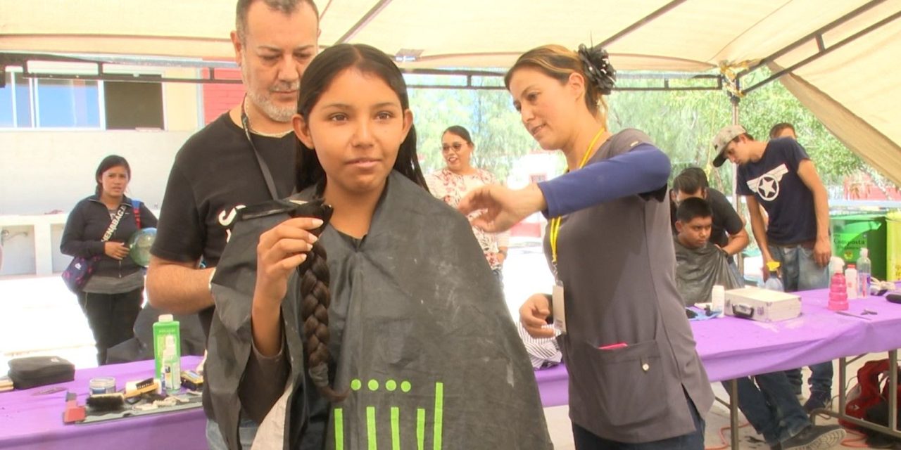 Ejido Hipólito recibe jornada de corte de cabello