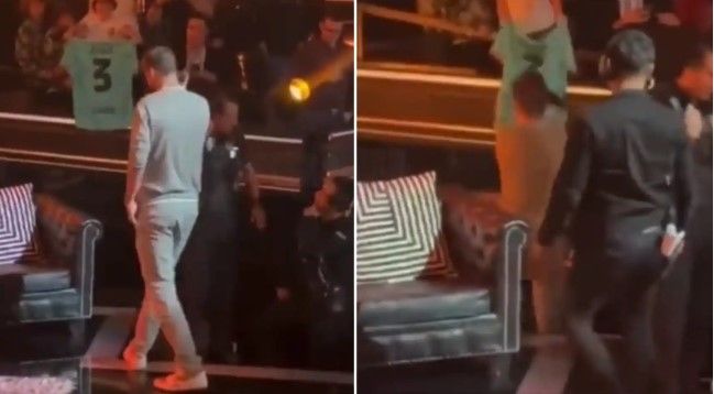 La caída de Gerard Piqué al ir al saludar a un fanático (video)