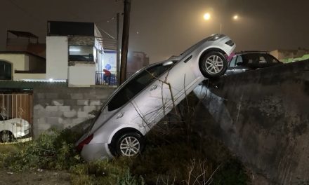 Mujer se queda a nada de volcar en el Bulevar J. Mery