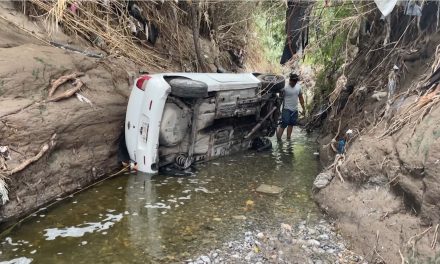Hombre en estado de ebriedad terminó en un arroyo al dormitar en Saltillo