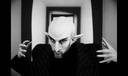 Bad Bunny se convierte en Nosferatu en su nuevo video ‘Baticano’