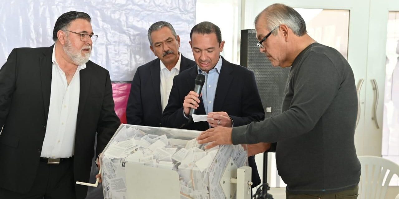 Rifa Acuña un millón de pesos en premios a ciudadanos cumplidos