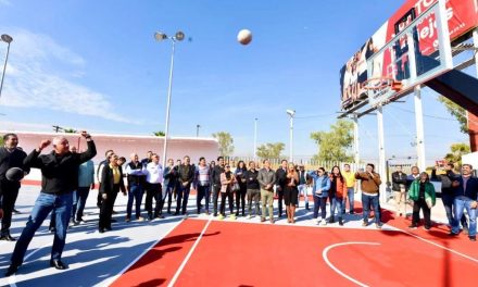 Entrega Ayuntamiento rehabilitación de tres canchas de baloncesto