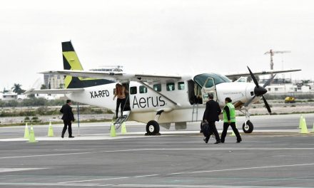 Inauguran ruta aérea Torreón-Monterrey-Torreón