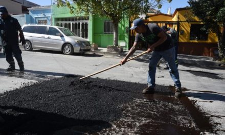 Intensificarán bacheo en Saltillo