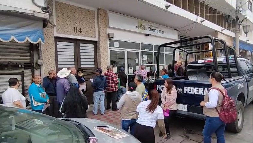 Le quedan mal a los adultos mayores en Saltillo
