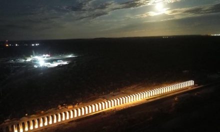 Continúa construcción de memorial en Pasta de Conchos
