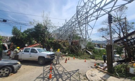 CFE afirma que el servicio eléctrico en Guerrero ya se estableció al 100 %