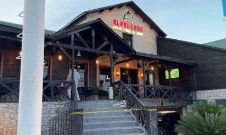 Chilangos asaltan restaurante en Saltillo, pero fueron detenidos rápidamente
