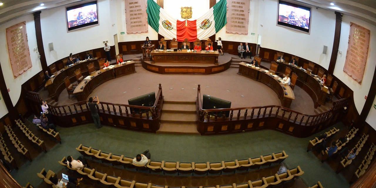 Otorgan Fiats Notariales; las propuestas se presentaron al Congreso del estado