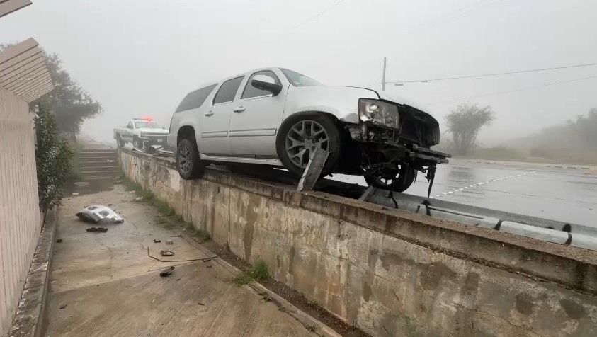 Se le derrapa su troca a conductor en Saltillo