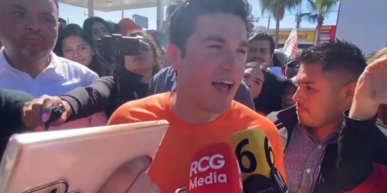 Desordenada visita de Samuel García genera caos vehicular en Torreón