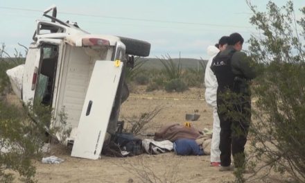 Mueren regiomontanas en fatal volcadura sobre la carretera Saltillo-Torreón