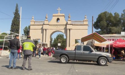 Esperan 50 mil personas en el panteón Santiago