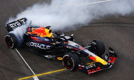 ‘Checo’ Pérez advierte que Red Bull contará con un gran auto para 2024