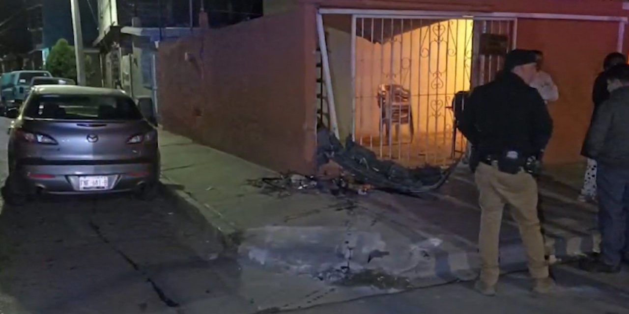 Termina chocando contra vivienda en Saltillo