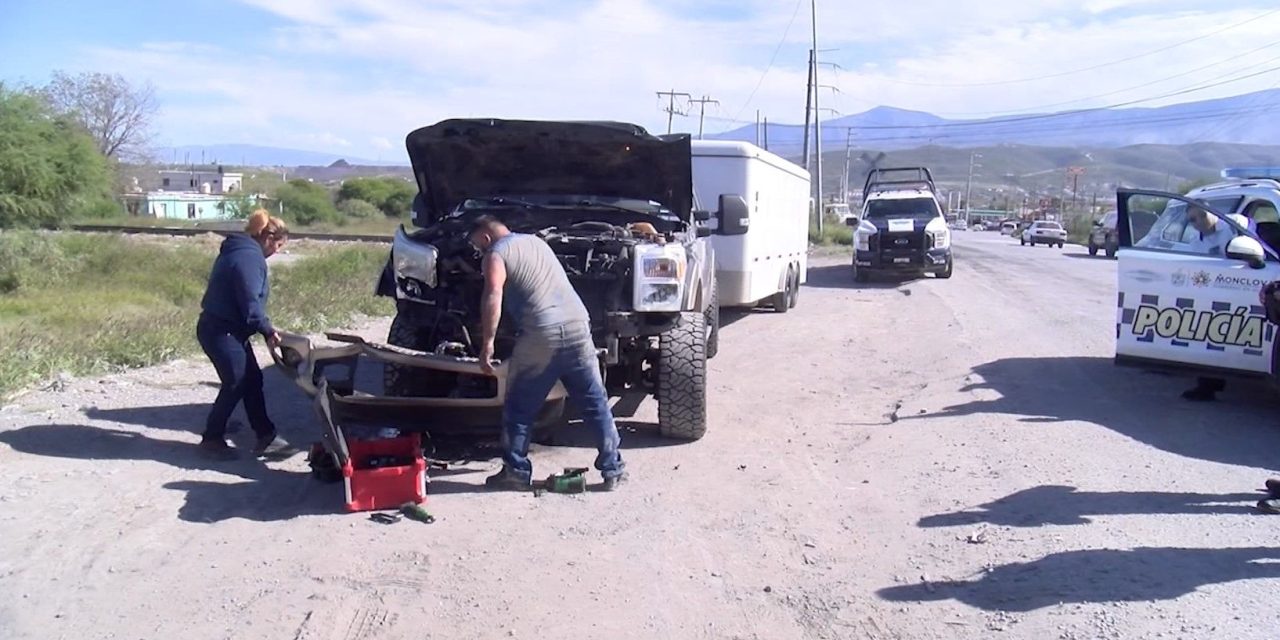 Trailero choca a paisano y se da a la fuga en Monclova
