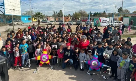 Celebración Navideña en Nueva Rosita se llena de alegría y solidaridad