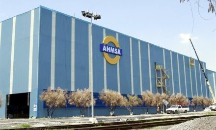 Crece esperanza entre obreros de AHMSA para volver a trabajar