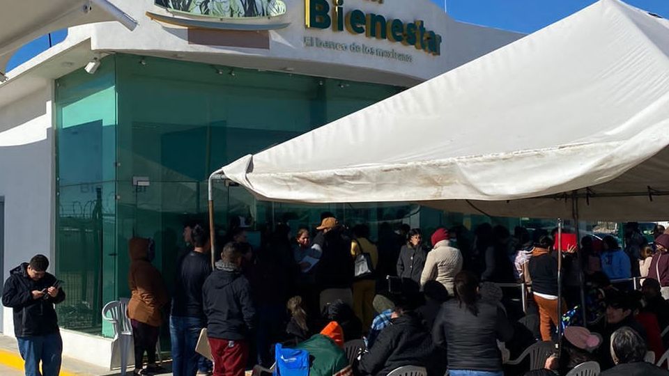 Alertan por caos en entrega de apoyos y registros de programas federales