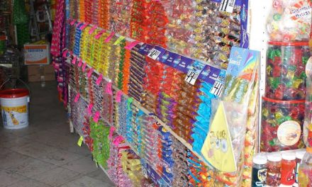 En Torreón, implementan operativo de revisión de dulcerías