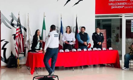 Aprenden inglés agentes de Tránsito y Protección Civil en Torreón