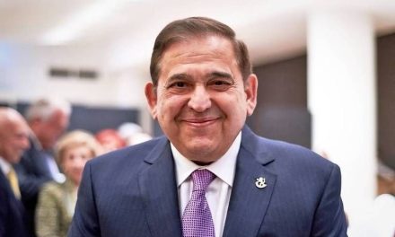 Alonso Ancira demanda a AHMSA por por 23.8 millones de dólares