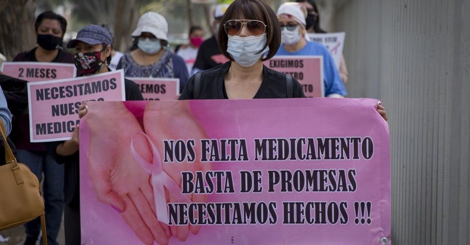 Aumenta 21% gasto de familias en salud con la 4T