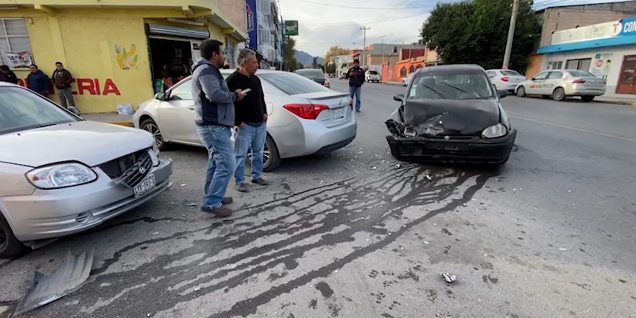 Imprudencia al manejar provocó accidente en Saltillo
