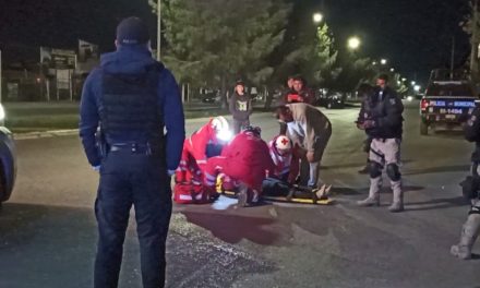 Discute y se avienta del auto, mujer terminó con diversas lesiones en Saltillo