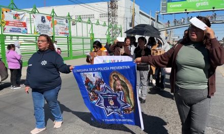 Participan trabajadores en peregrinación a la Virgen hasta el Santuario de Guadalupe
