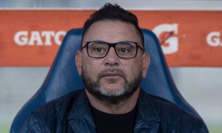 Antonio Mohamed deja de ser el técnico de Pumas por ‘temas personales’