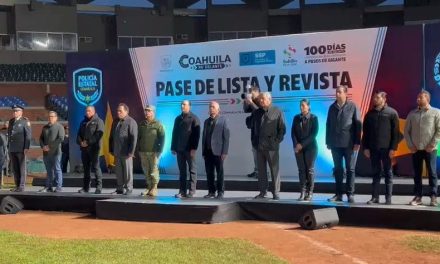 Manolo Jiménez realiza pase de lista y revista de corporaciones de las fuerzas de seguridad de Coahuila