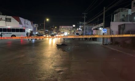 Saltillo: Peatón muere atropellado en el Otilio González