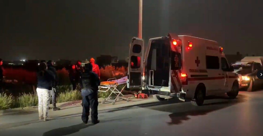 Saltillo: Joven se acostó a ‘echarse un sueñito’ en plena calle… pensaron que lo habían atropellado